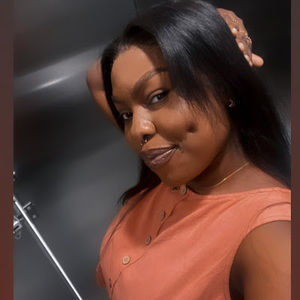 Meet your Posher, Darline